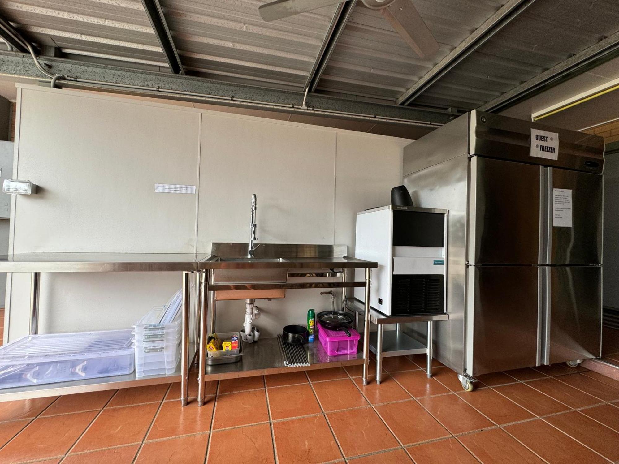 Raintree Motel Biloela Exterior photo